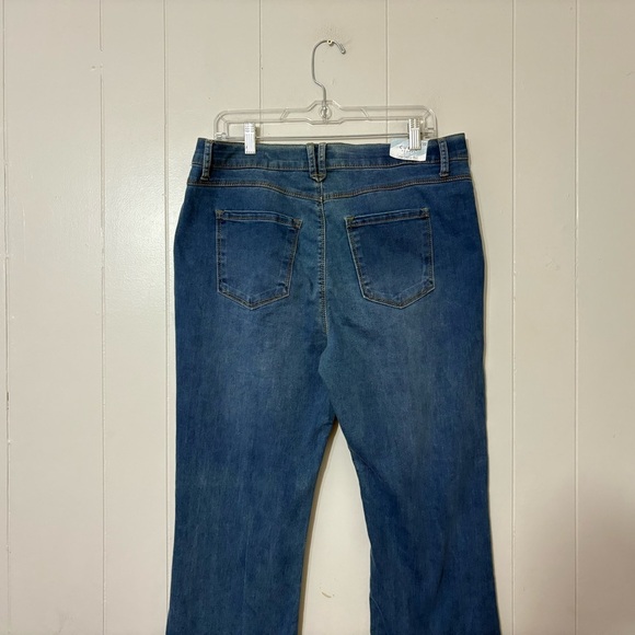 Curve Appeal Curve Creator Bootcut Jeans Size 14/32 NWT - Picture 8 of 10